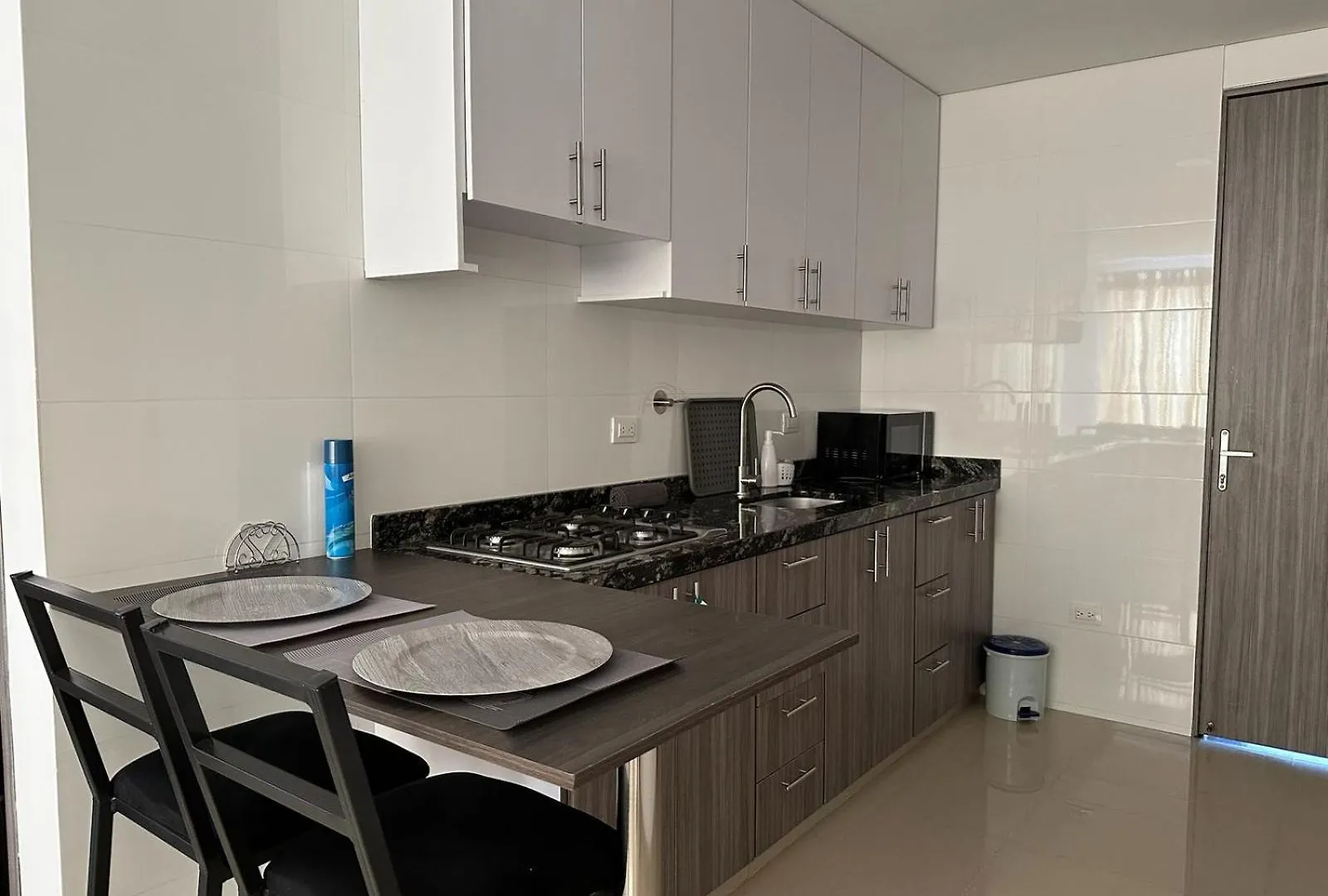 Apartment Nirvana Deluxe Studios - 5Min De Clinica Valle De Lili Y Cc Jardin Plaza Cali